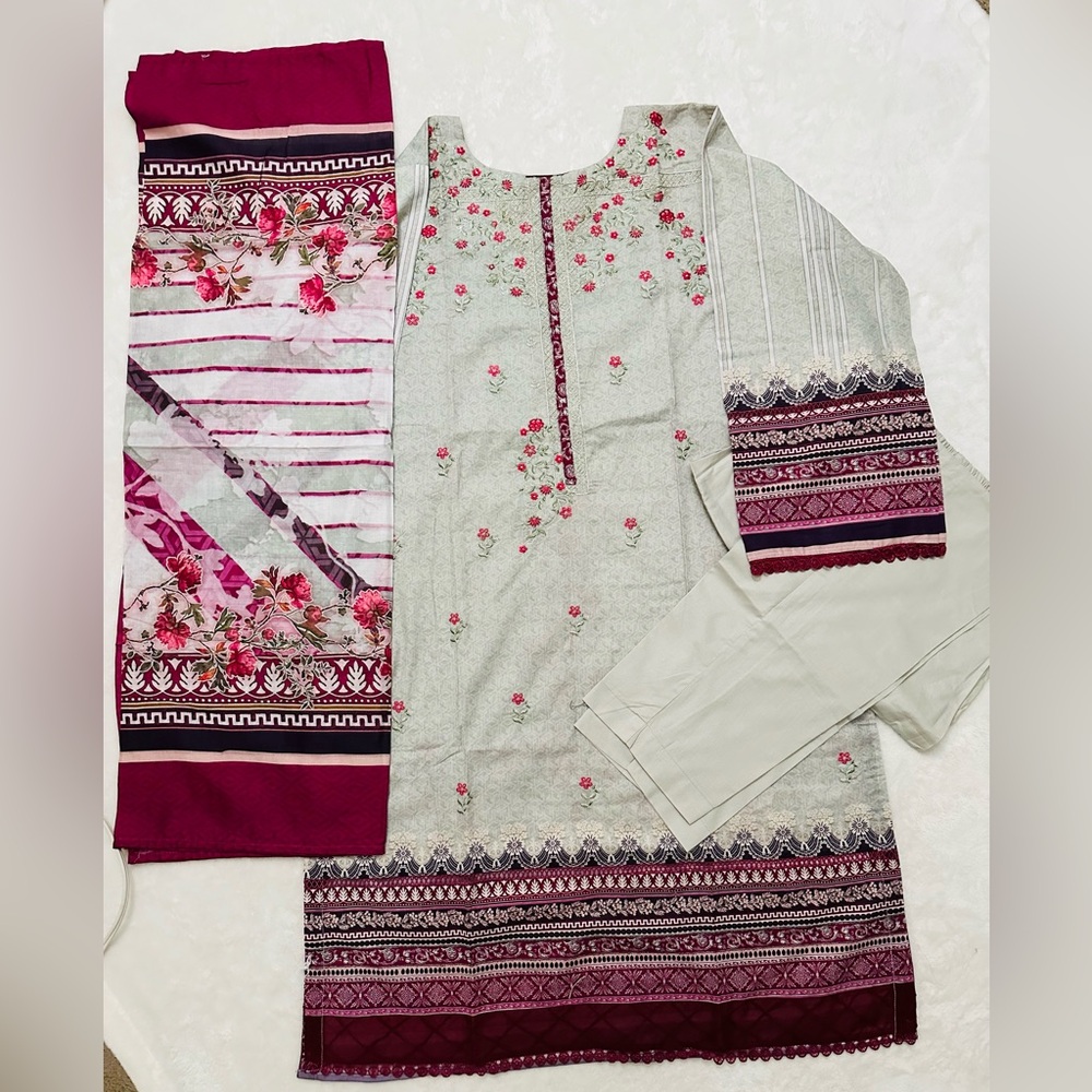 Pakistani dress, original Bin Saeed lawn 3piece ready to wear size(Large)